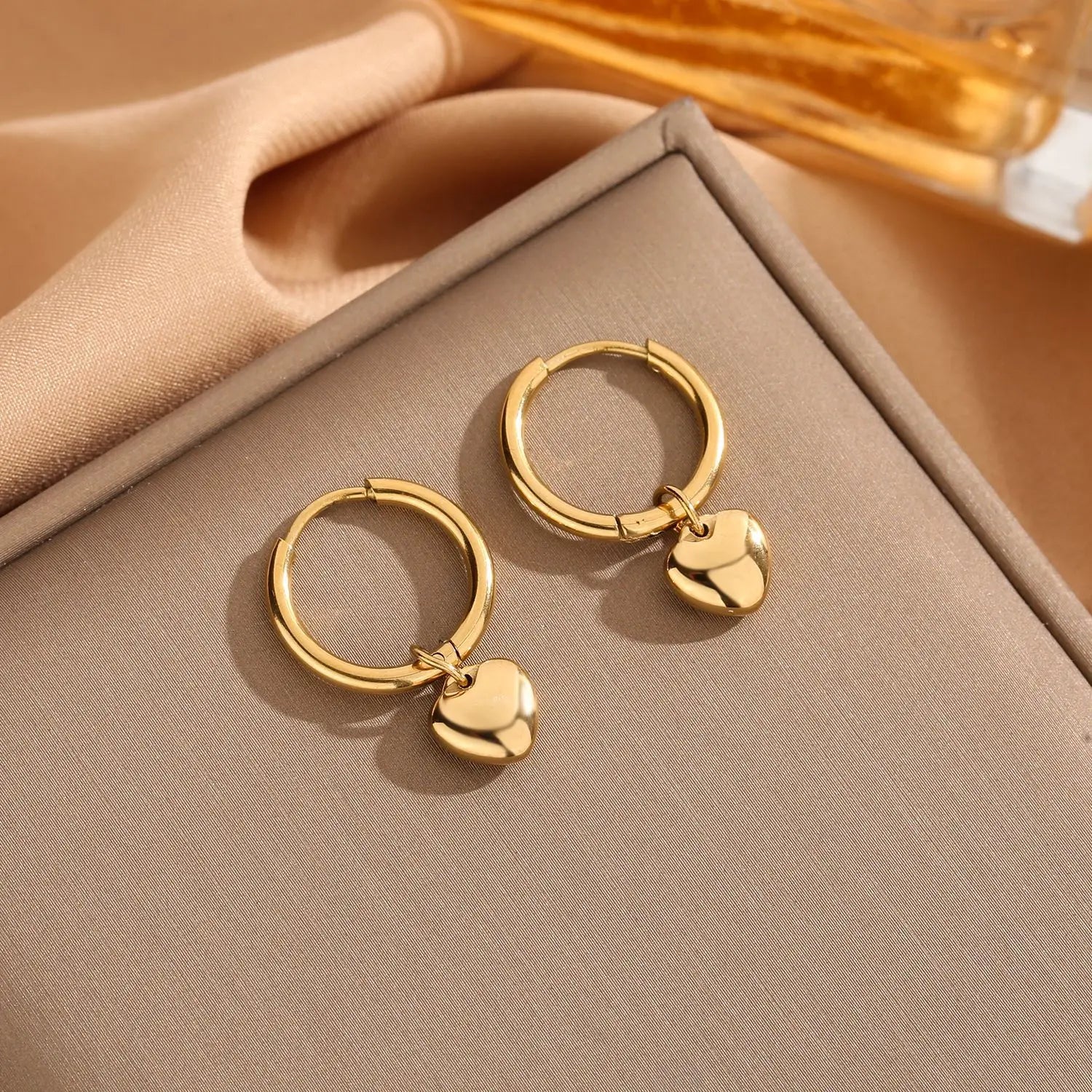 Minimalist Jewelry Gold Plated Heart Huggie Earrings Women Stainless Steel Love Heart Hoop Earrings for Women
