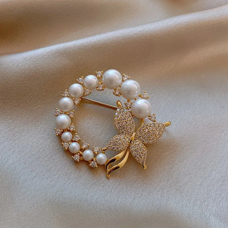 Jachon Hot Sale Fashion Women's Brooch Butterfly Pearl Brooch With Natural Pearl Zircon Material Accessory Jewelry