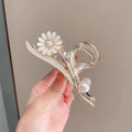 Large Size Hair Claw Hairpin Clips Women Girls Hair Accessories Flower Pearl Rhinestone Grab Clip Shark Hair Claw Clip