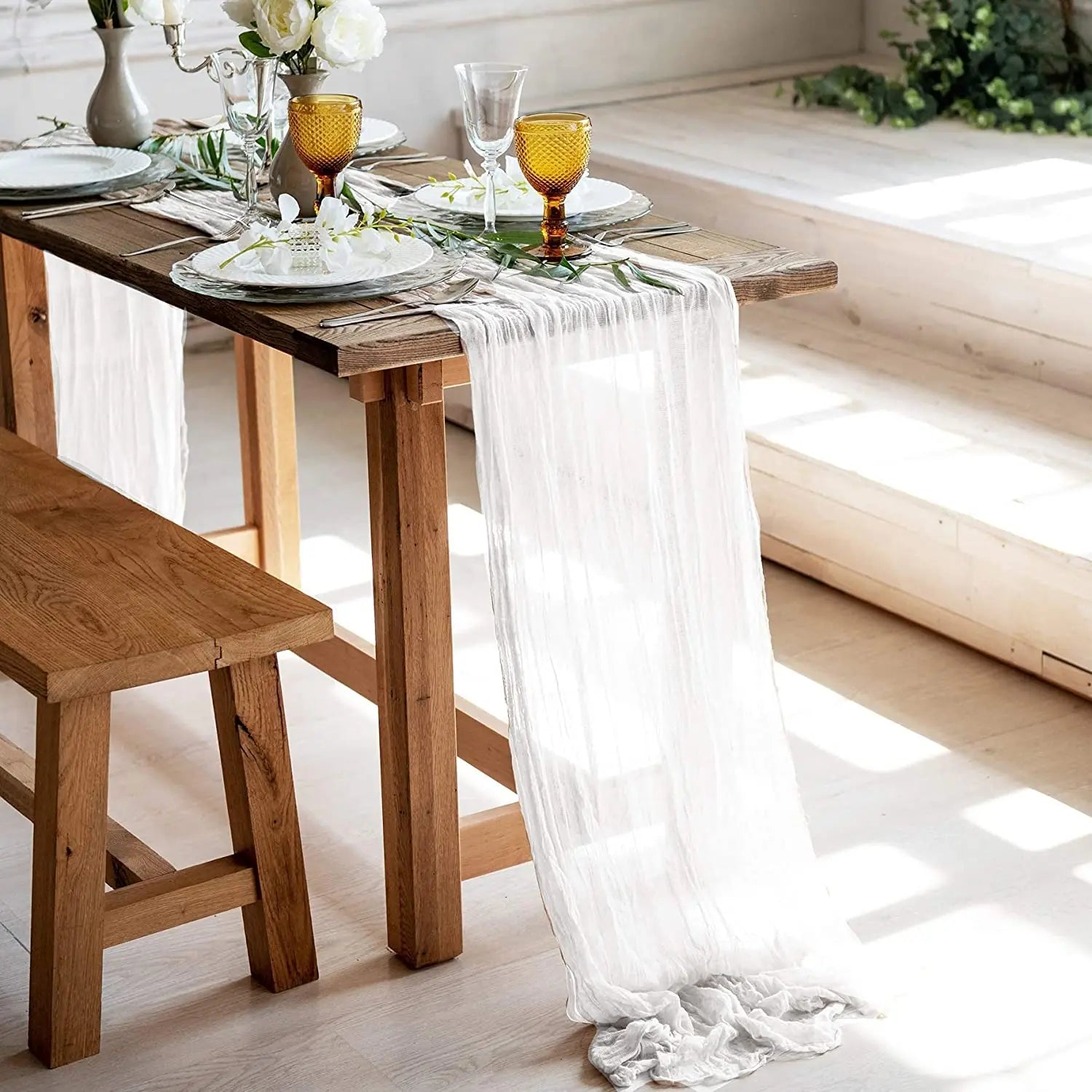 Custom Luxury Christmas Gauze Cheesecloth Table Runners Woven Fancy Flower Design for Weddings