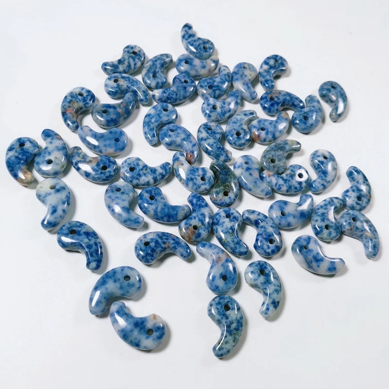 HZ 30x18mm Natural Stone Bead Pendants Comma Shape Polished Crystal Blue Spot Jasper Magatama Necklace