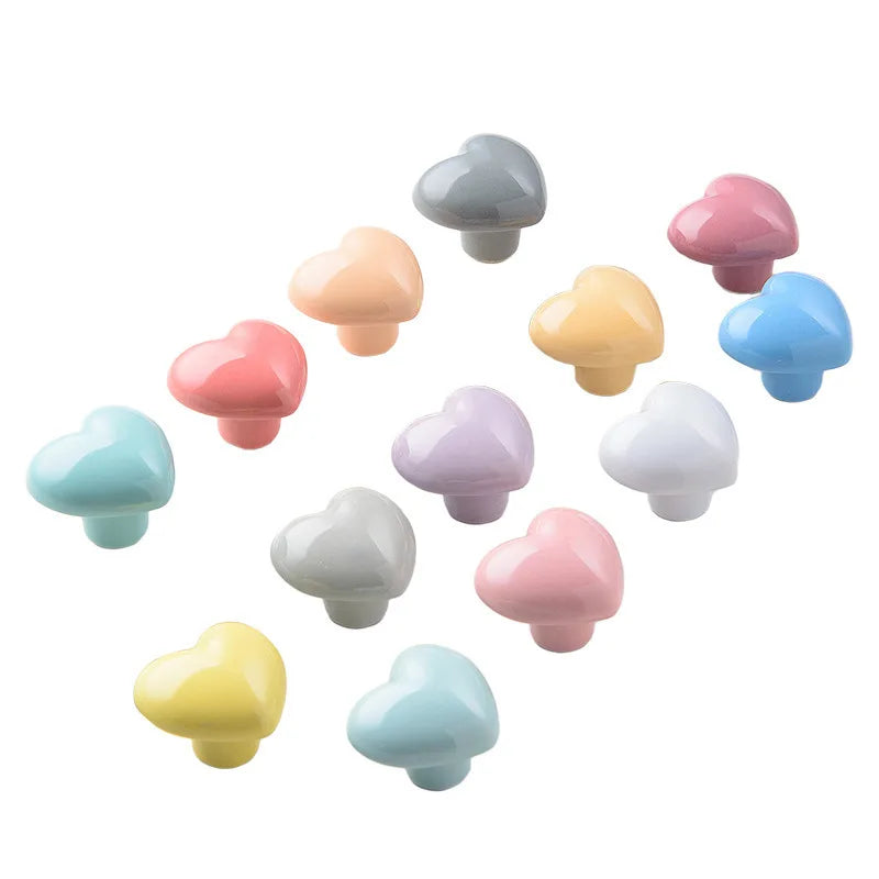 New Design Cartoon Heart-shaped Ceramic Cabinet Color Knob Handle Drawer Children's Room Ceramic Cabinet Handle