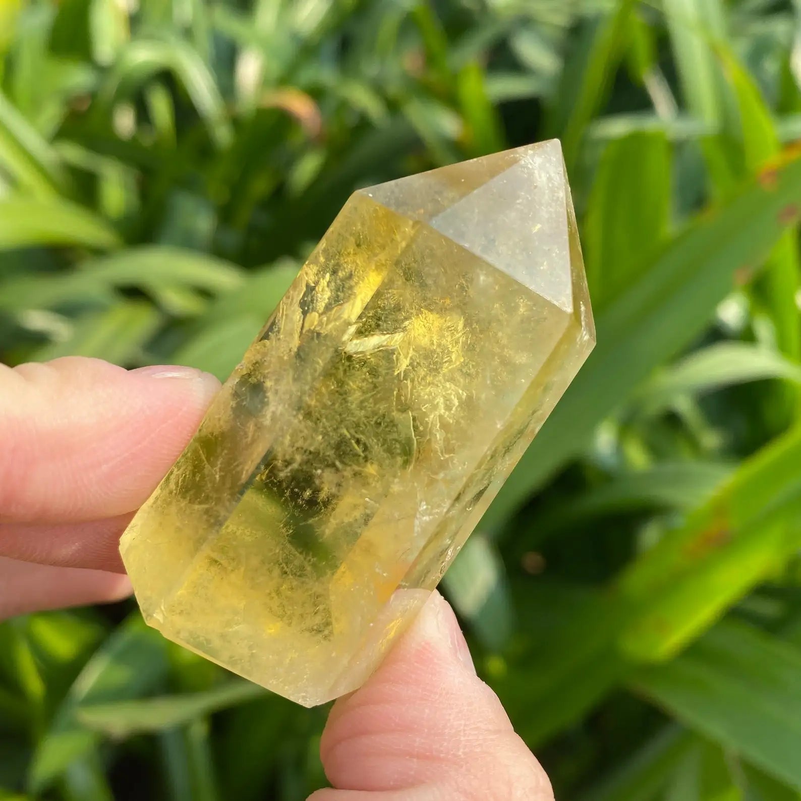 Natural Citrine Quartz Tower Yellow Quartz Meditation Crystal Crafts for Home Fengshui Decor Crystal Obelisk Point Wand Tower