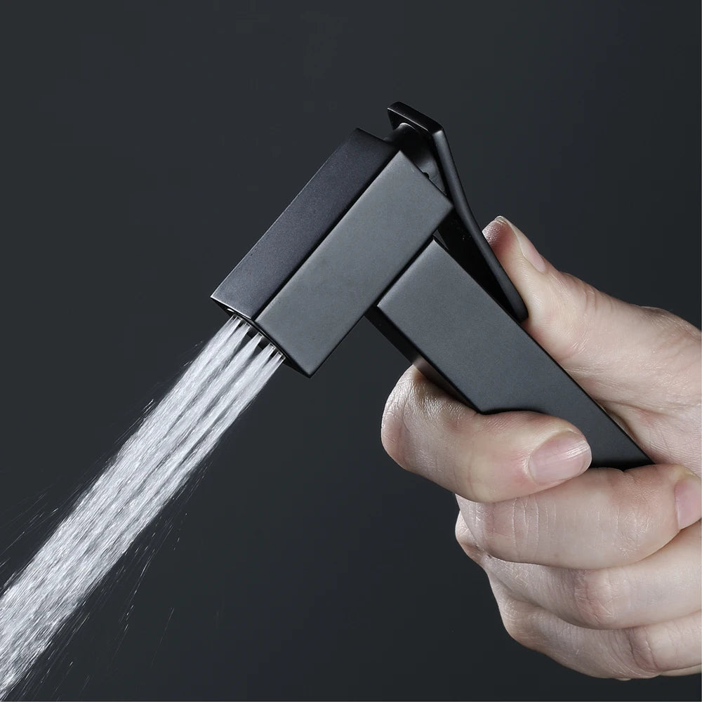 Matte Black Brass Modern Bathroom Bidet Spray High Pressure Toilet Washing Bidet with Easy Installation