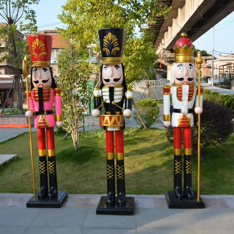 150CM 180CM 220CM Large Fiberglass Nutcracker Sculpture Life Size Nutcracker Soldier Statue Resin Crafts for Christmas Display