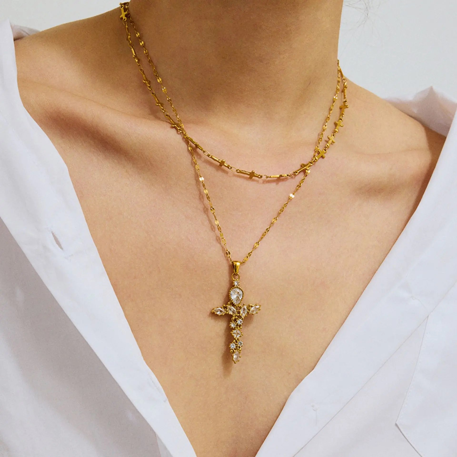 MC210 Wholesale Stainless Steel 18k Gold Plated Cross Necklace Colorful Leaf Zircon Cross Pendant Necklace Women Fashion Jewelry