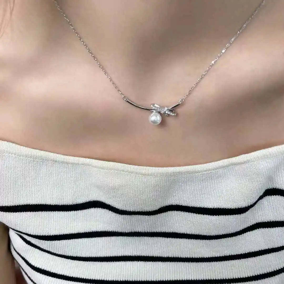 Exquisite Simple 8-9mm Natural White Bread Freshwater Pearl AAAA Grade Pendant Necklace Brass Link Chain Bow Fairy Charm