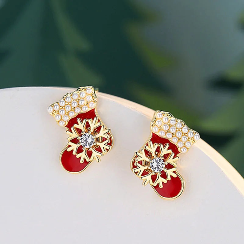 Christmas Gift Women's Earrings S925 Silver Needle Red Socks Snowflake Earrings Cute Simple Fashion Jewelry Earrings