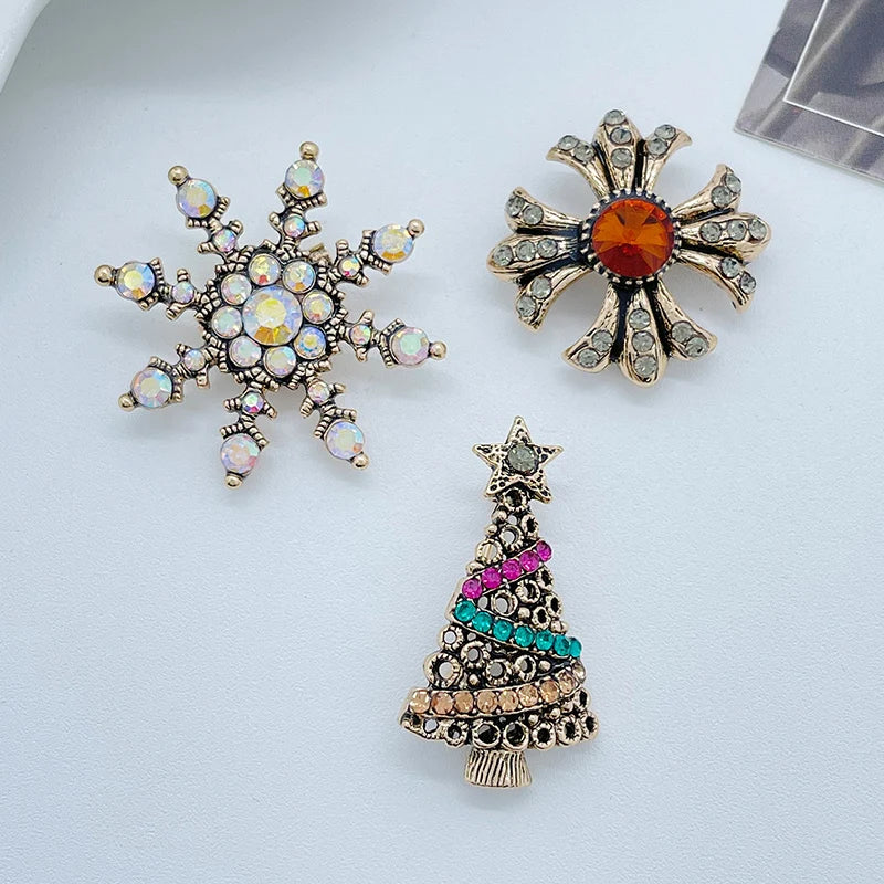 Wholesale 3 Pcs/Set Rhinestone Snowflake Brooch Pin Crystal Christmas Tree Brooch Set for Christmas Gift