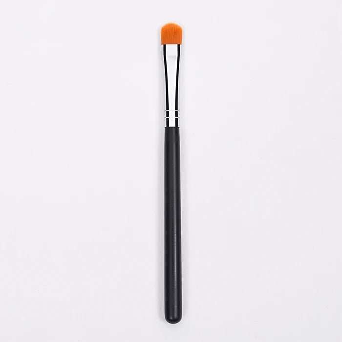 Dongmei Eye Shadow & Concealer Smudge Brush Synthetic Hair Wood Handle Cruelty Free Good Quality Private Label