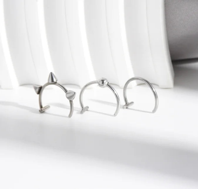 European and American Jewelry Spot Stainless Steel Without Holes False Lip Ring Lip Clip Supply Piercing Jewelry Lip Nail