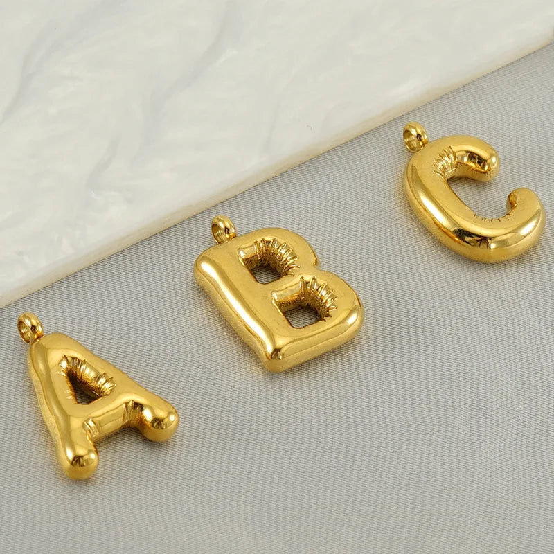18K Gold Plated Religious Stainless Steel Initial Letter Pendant Necklace with 26 Letters for Women