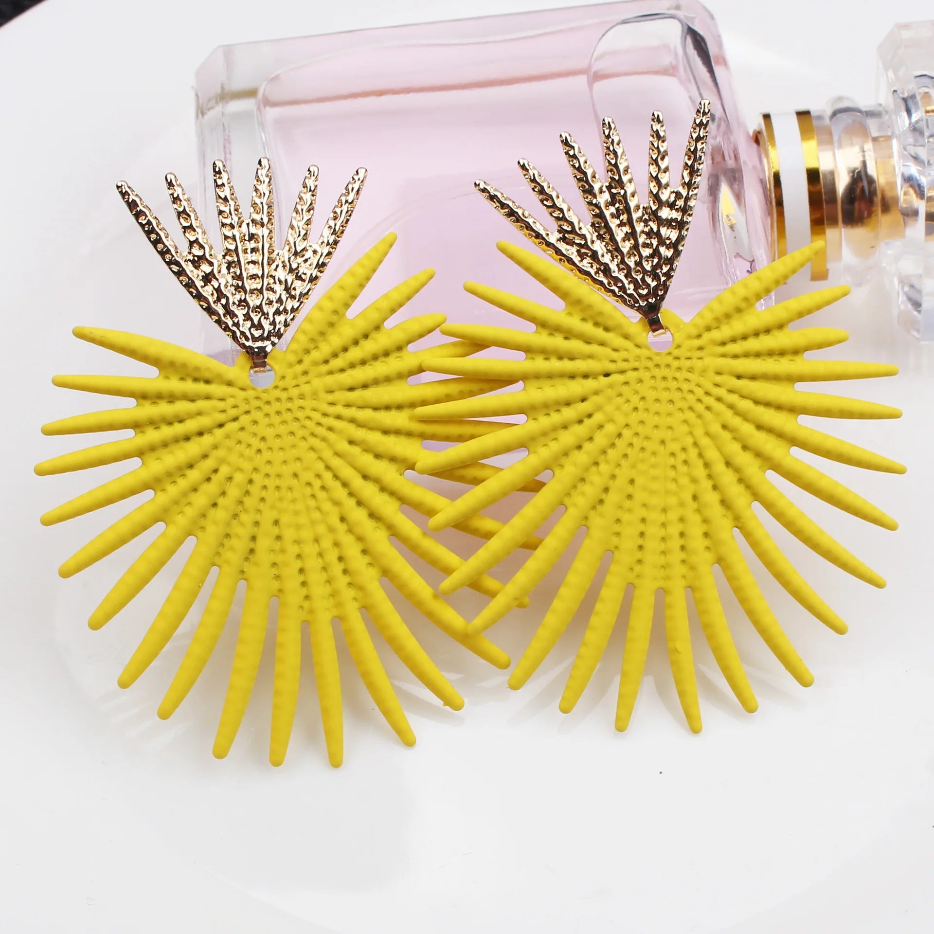 9 Colors Geometric Punk Style Exaggerated New Temperament Ear Stud Overbearing Fan-shaped Earrings for Women
