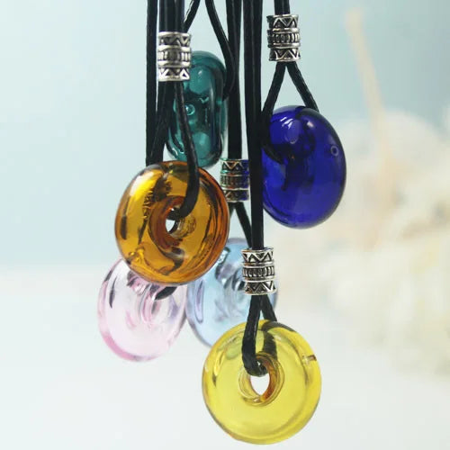 Pure Color Glass Oil Bottle Necklace Perfume Aromatherapy Circle Bottling Sweater Chain Peace Buckle Pendant Necklaces for Girls