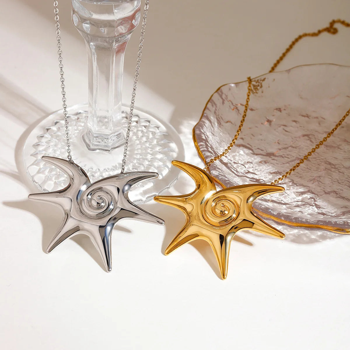 Stainless Steel Necklace Women Light Luxury High-end Clavicle Chain Titanium Steel Non-fading Necklace Jewelry