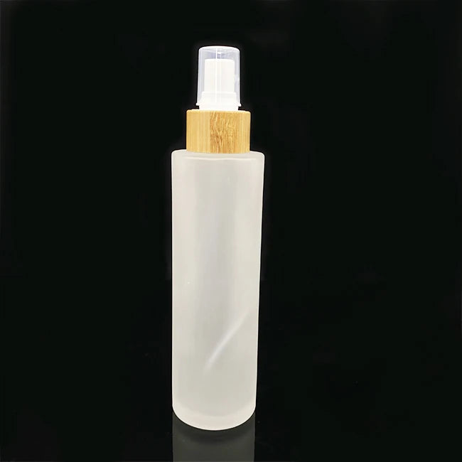 150ml Custom Perfume Toner Skincare Cosmetic Packaging Bamboo Cap Plastic Mist Spray Pump Frosted Glass Bottles Wholesale
