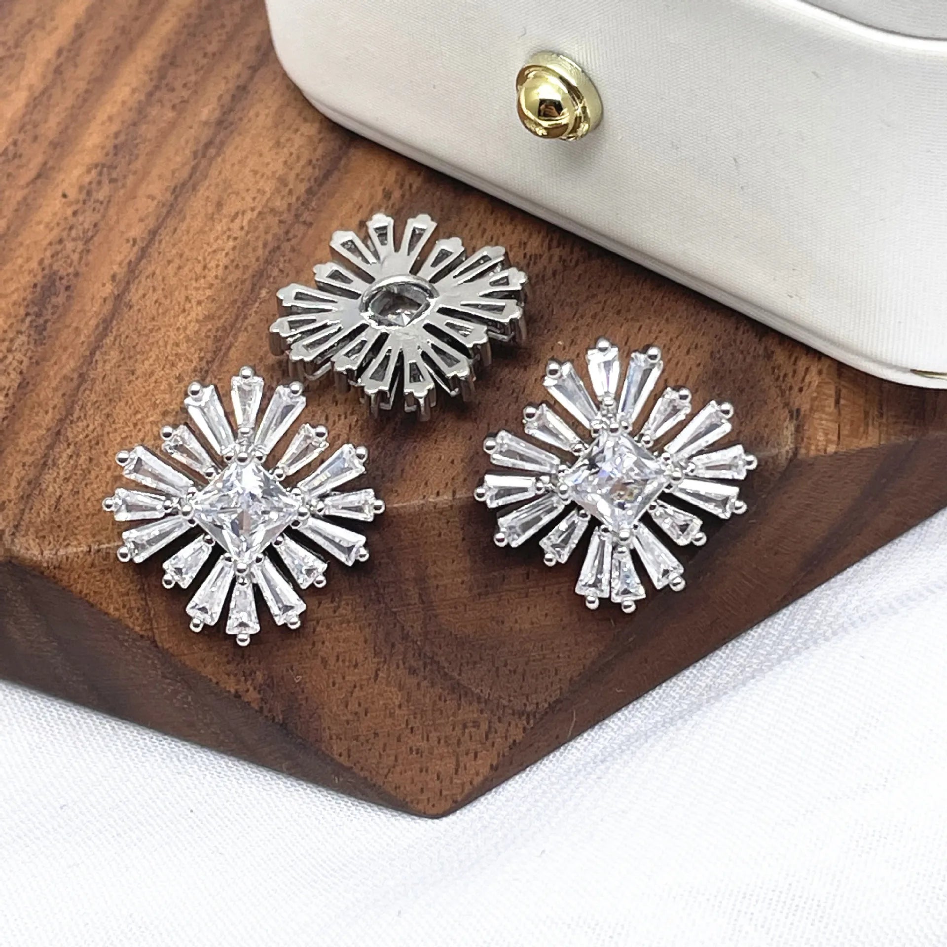 Wholesale Rhinestone Fancy Zircon Button Custom Silver Metal Shank Buttons for Garment Accessories