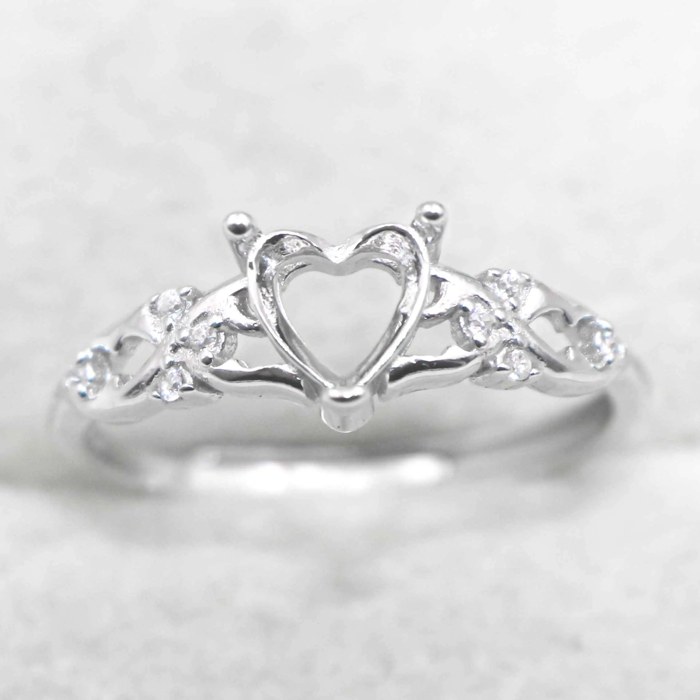 Semi Mount 6*6mm Sterling Silver Ring Heart Shape Empty Frame Blank Support Claw Setting S925 Base Without Center for DIY Inlay