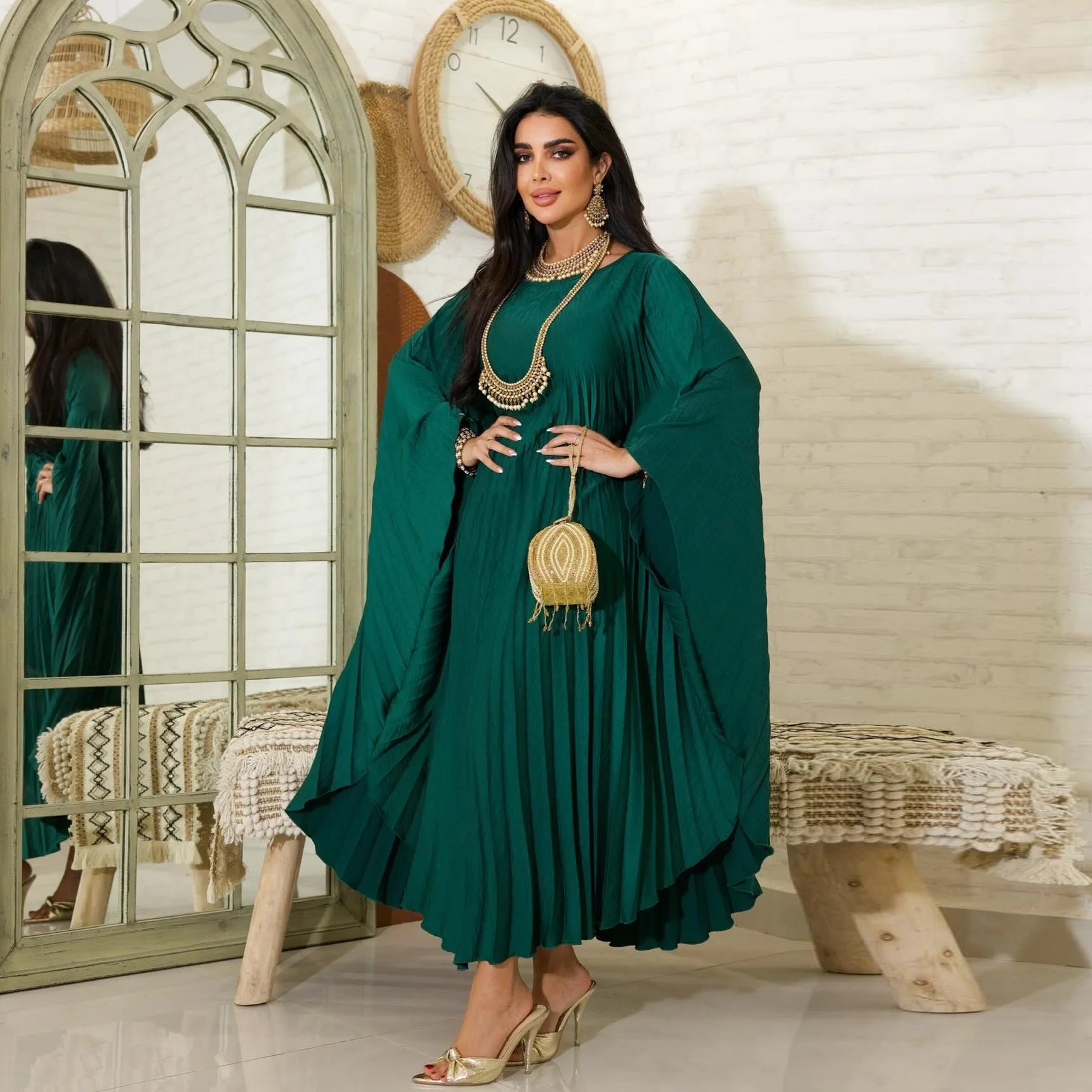 Eid Ramadan Bat Sleeve Pleated Dress for Muslim Women Dresses Abaya Long Dress Morocco Kaftan Dubai Robe Jalabiya