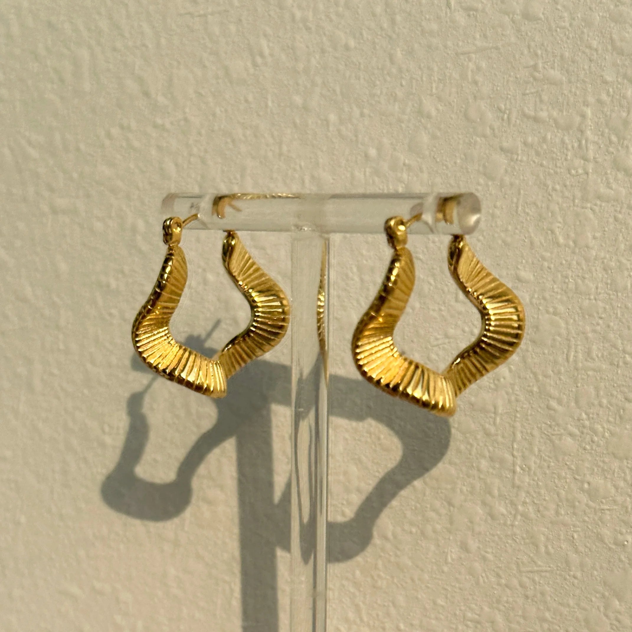 2025 Dazan Summer New 18k Gold Plated Unique Hypoallergenic Stainless Steel Vintage Irregularly Pleated Seaweed Design Earrings