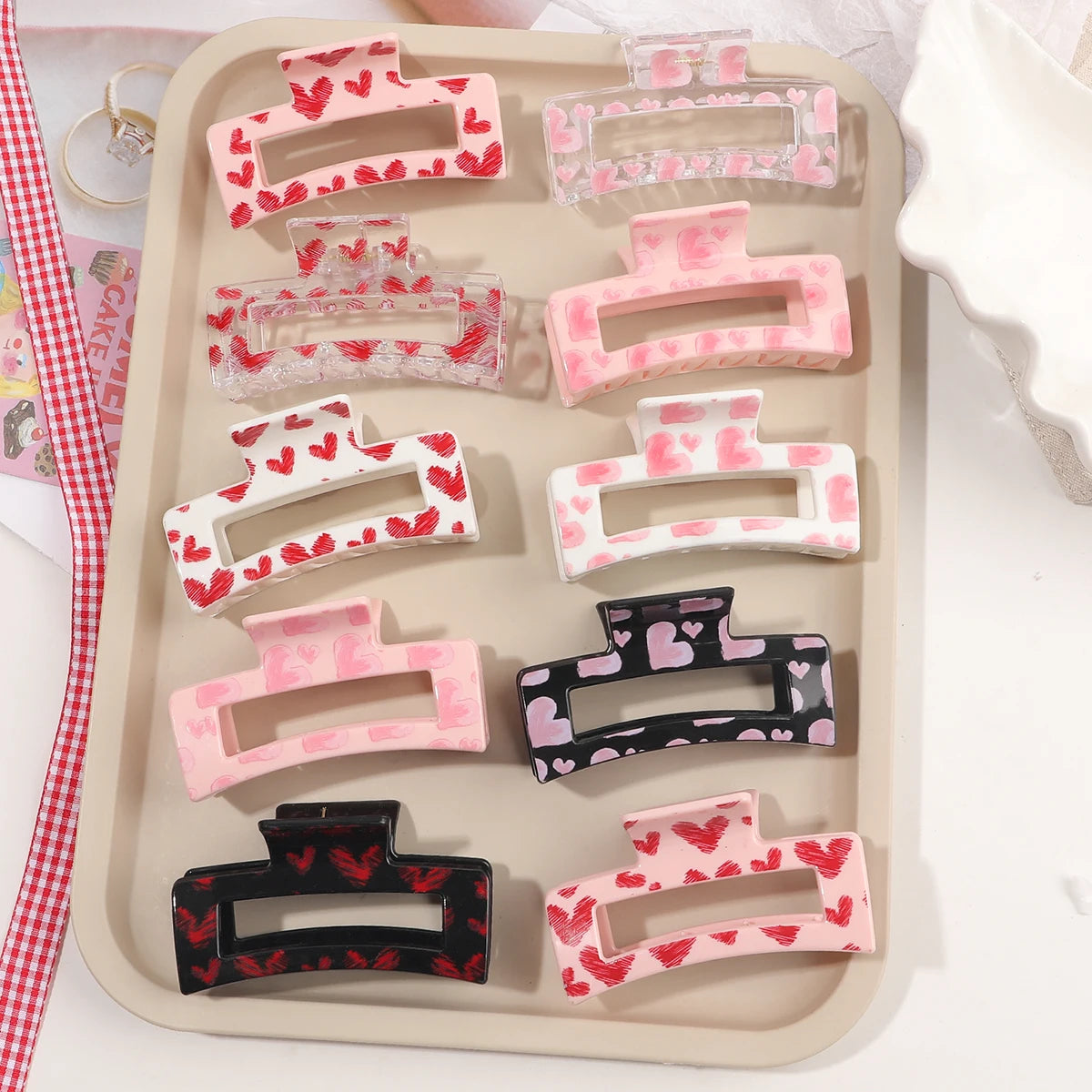 QIYUE Pink Heart Print Hair Claw Clips Strong Hold Hair Accessories for Cosplay Women Valentine's Day Hair Pins Party Gifts