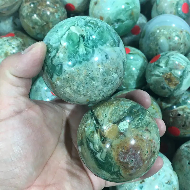 Natural Polished Green Calcite Crystal Quartz Ball Rounded Sphere in Popular Decoration