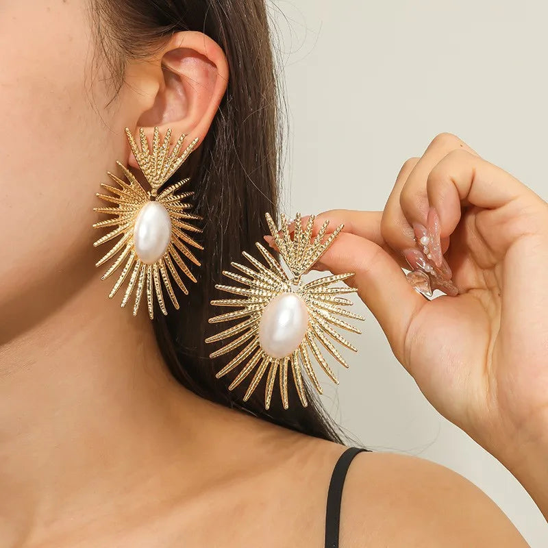 Gold Color Sun Shape Dangle Earrings for Women Girls Pearl Delicate Temperament Fashion Jewelry Accessories