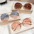 2022 New Trendy Rimless Sunglasses for Women Luxury Oversized Sunglasses Shades Sun Glasses Sunglasses