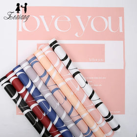 2026 English Print LOVE Cynthia Eternal Bouquet Chocolate Flower Gift Packaging Wrapping Paper