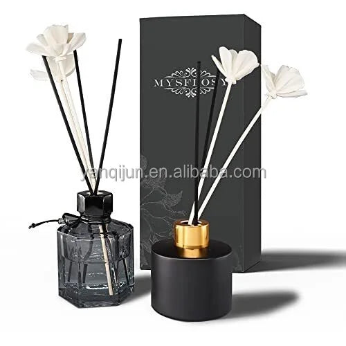 Customized Bamboo Aromatherapy Reed Diffuser Perfume Frosted Black Glass Diffuser Bottle With Wood Bamboo Lid