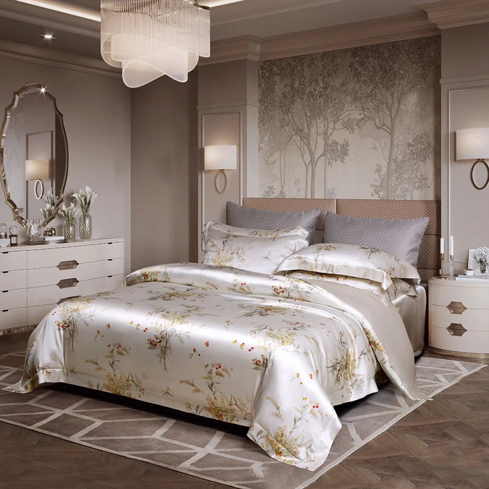 Wholesale Printed Quilt Cover 100% Mulberry Silk Top Luxury Bed Sheet White 4 Piece Bedding Set