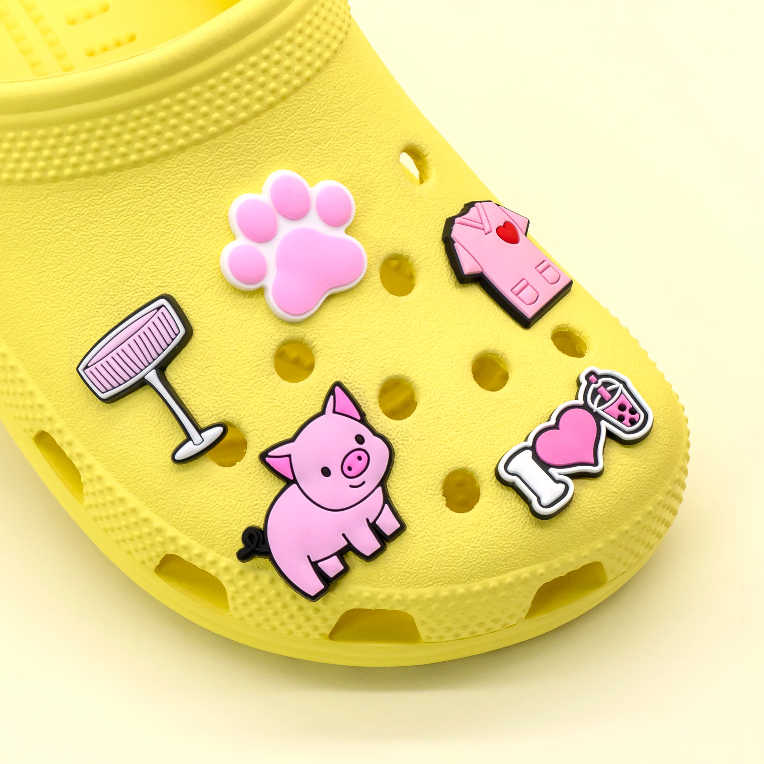Cute Pink Crystal Girl Flower Shoe Charm Custom Wholesale Custom Rubber Clogs Sneakers Decorations Personalized Bulk Accessory