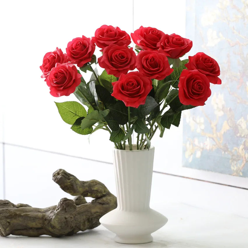 Wholesale Cheap Artificial Silk Rose Flowers Bouquet for Christmas Graduation Easter Decoration for Wedding Home Garden Party