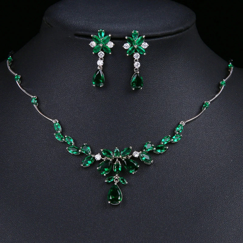 2022 New Arrival Crystal Wedding Jewelry Bridal Jewelry Set Fashion Flower Zircon Earring Necklace Set for Women Girls Girls