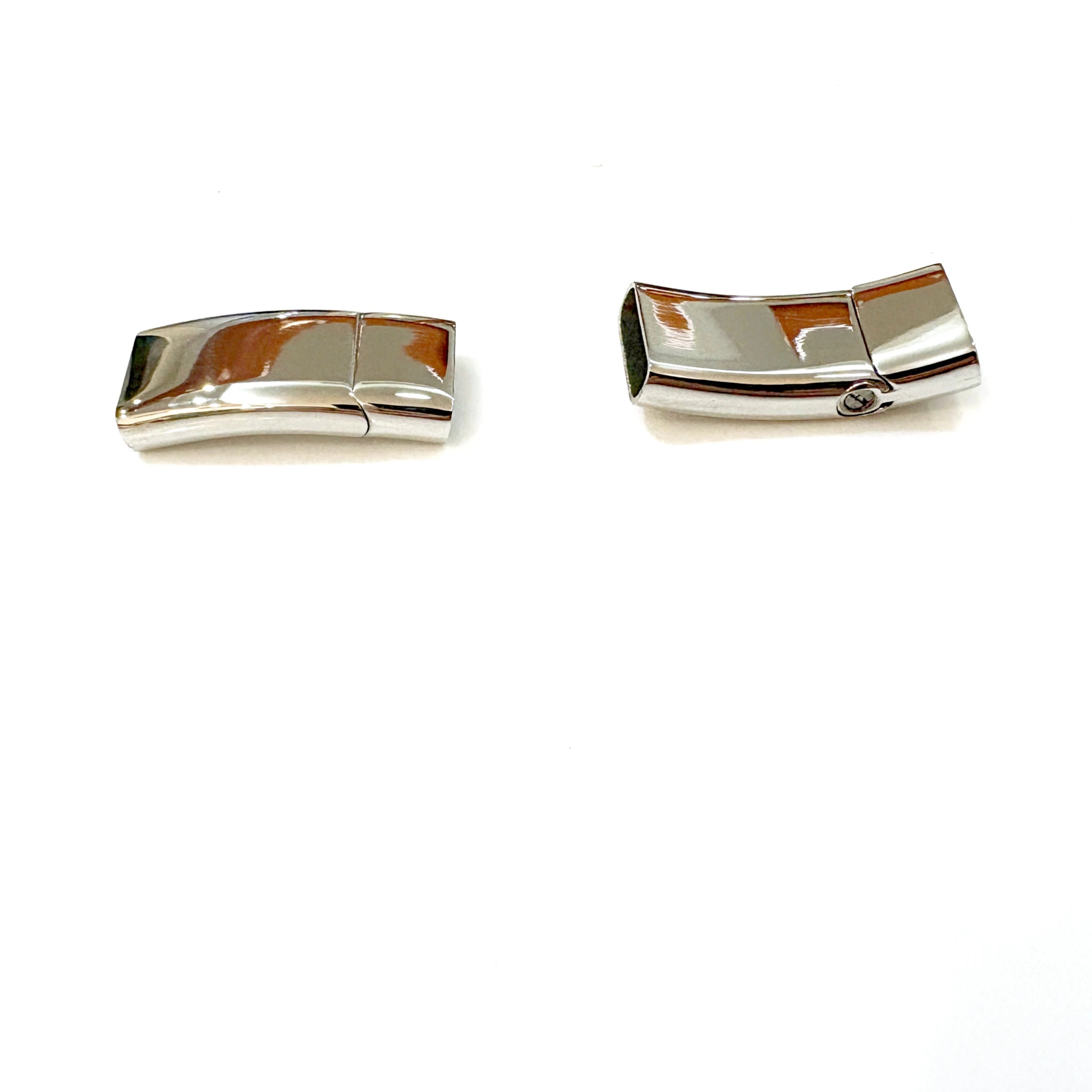 New Arrival Stainless Steel Bracelet Magnetic Clasp for Bracelet Flat Buckle Leather Locket or Cremation Urn Keepsake for Ashes