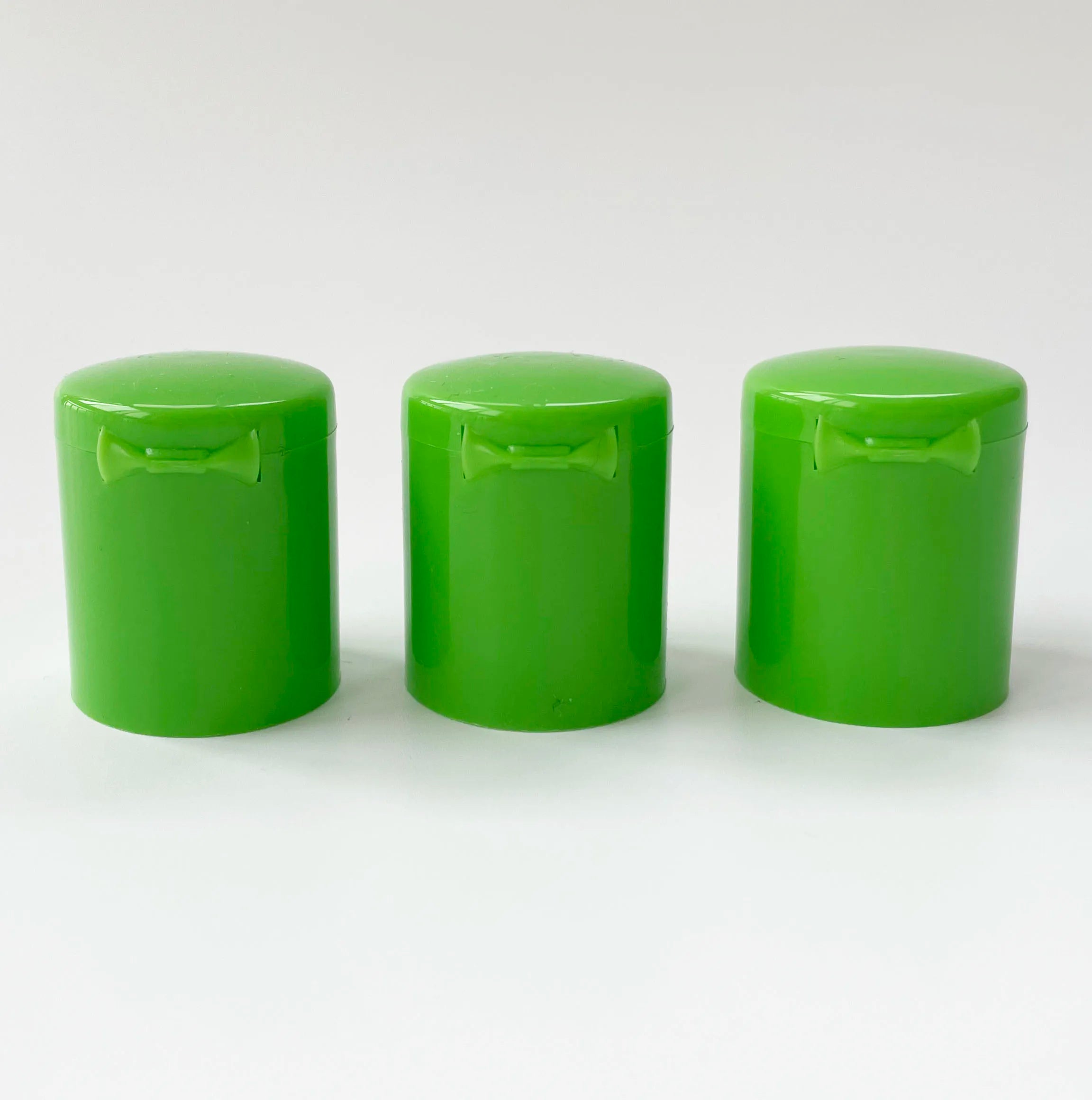 20-415 20mm Green Dispensing PP Plastic Flip Top Bottle Cap W/ .125 In. Orifice