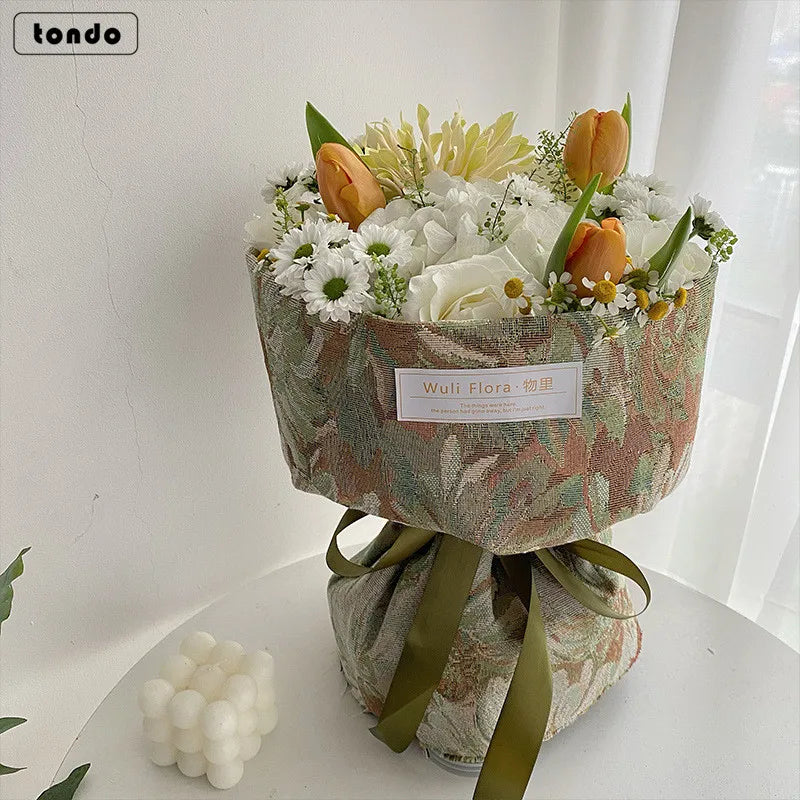 Tondo Retro Oil Painting Design Floral Flower Wrapping Fabric Bouquet for Gift Valentine's Day