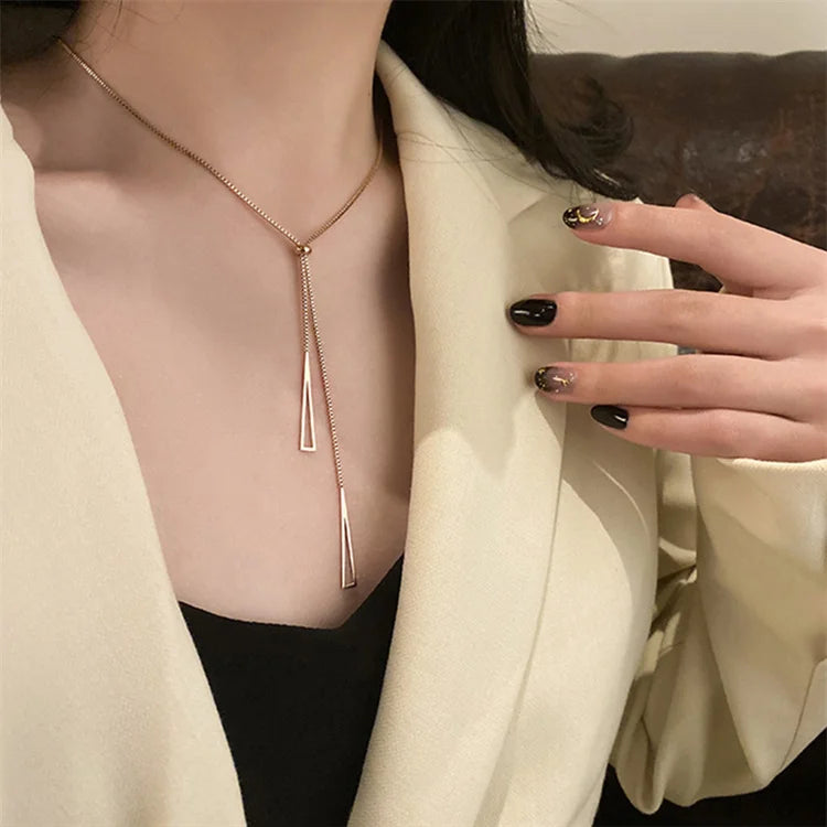 Wholesale Korean Rose Gold Fashion Trendtitanium Steel Adjustable Pullout Necklace Triangle Tassel Necklace
