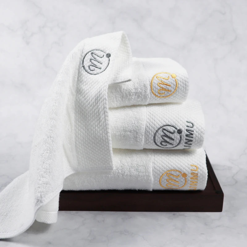 100% Pure Cotton Luxury Quick-Dry Eco-Friendly Super Absorbent Extra Large 5-star Hotel Quality 500-600 GSM Bath Towel