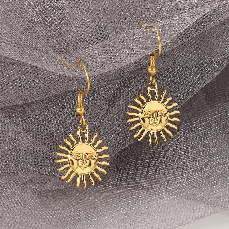 New  Creative Sunflower Sun Face Hook Dangle Drop Earrings for Women and Girl Cute Party Jewelry