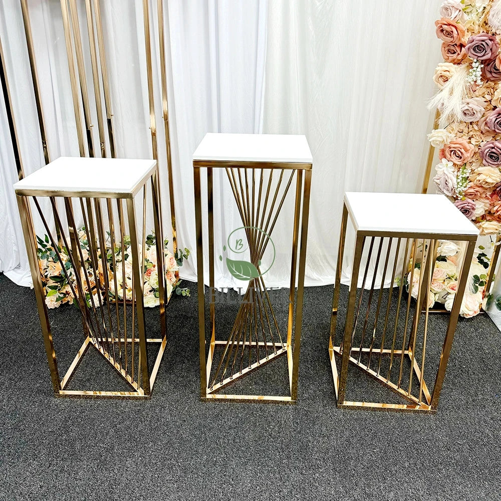 Factory for  Hot Plated Gold Wedding Decorations Dessert Table and Cake Table Flower Stand Centerpieces for Weddings