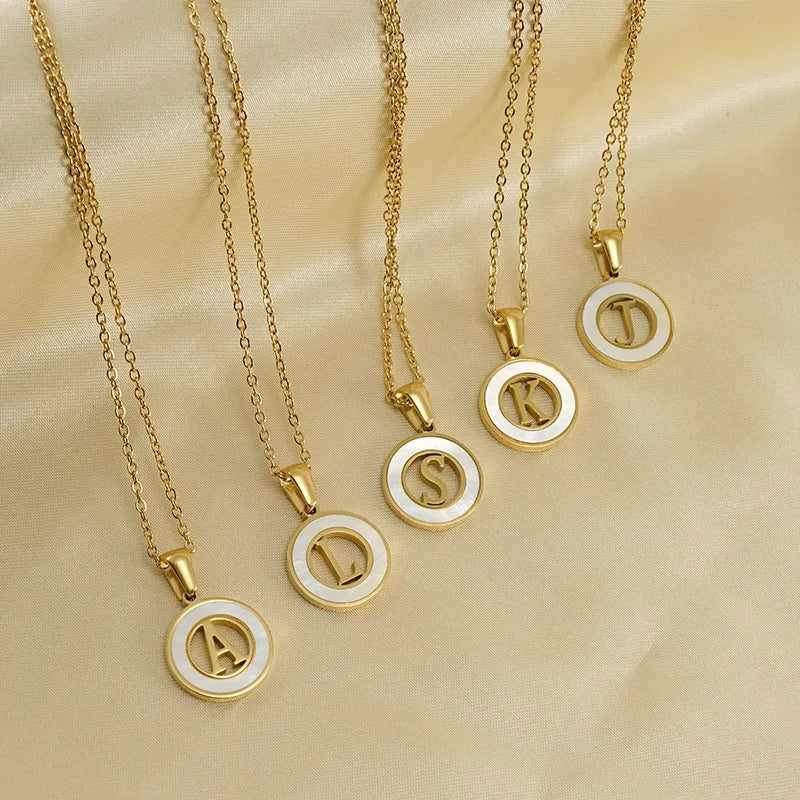 2023 Wholesale 304 Stainless Steel 26 Letters Initial Necklace Hollow Round White Shell Necklace 18K Gold for Women