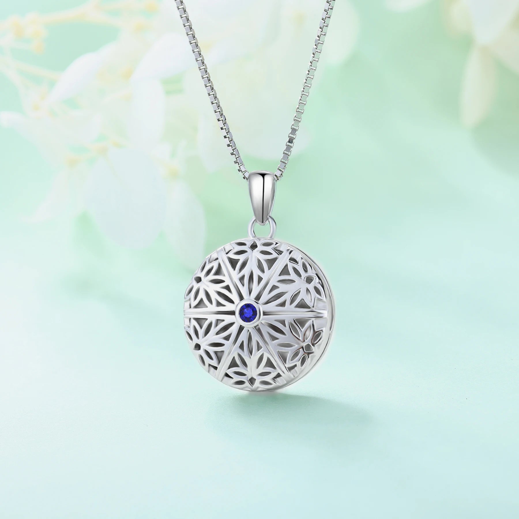 Custom OEM Fine Jewelry Cubic Zirconia Round Pendants Charms 925 Sterling Silver Necklaces for Women