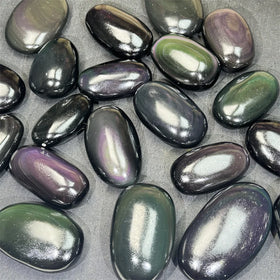Wholesale Fengshui Natural Crystals Healing Stones Crystal rainbow Obsidian Palm Stone for Souvenir
