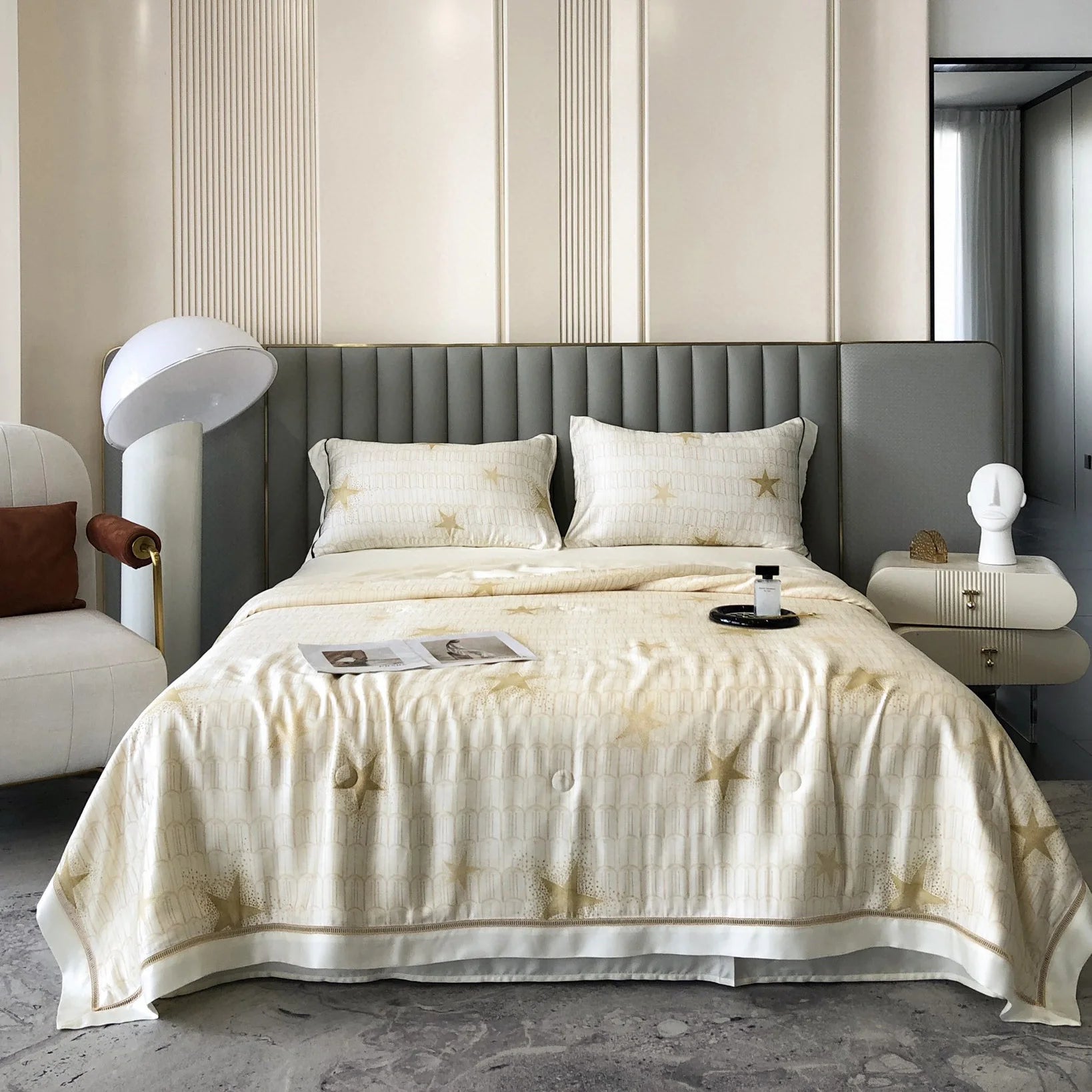 Summer Digital Print Lucky Star Bedding Cool 100% Lyocell Fiber Queen Size Thin White Quilts