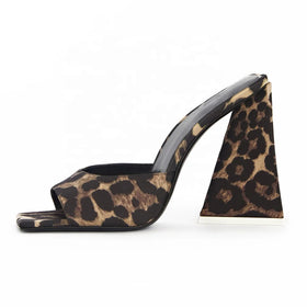 Trendy Party Leopard Shoes Square Toe Pyramid Heel Chunky Mules High Heels Summer Sandals Women