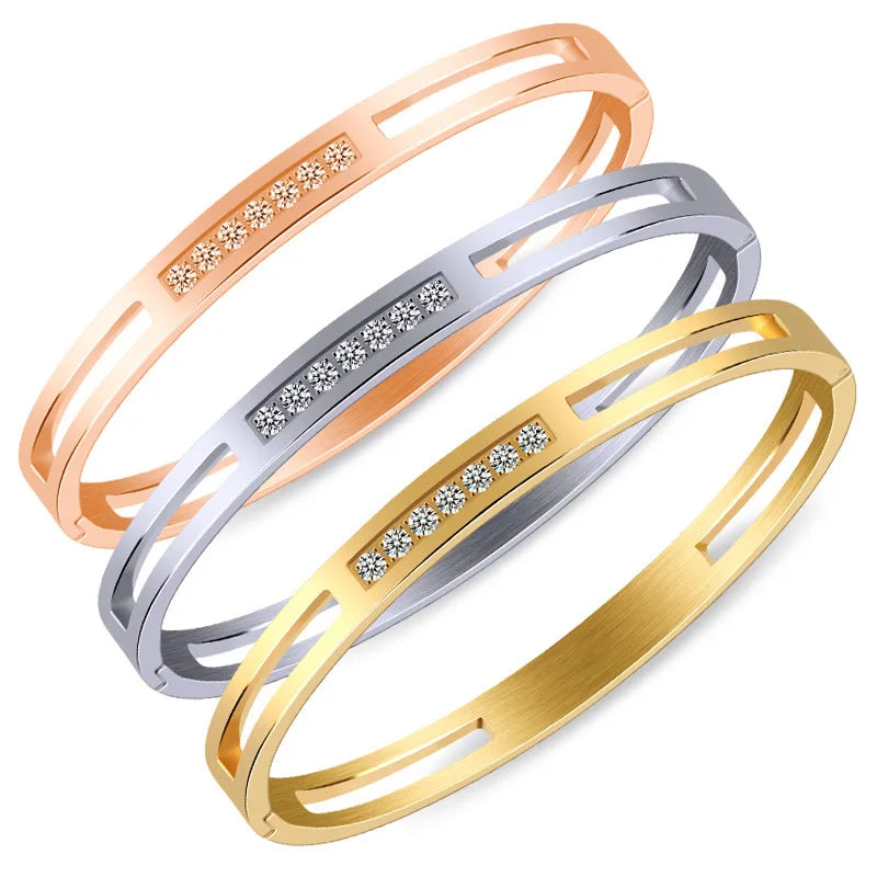 Wholesale Fashion Jewelry 316L Stainless Steel Engraved Women Cuff Bracelet Provide Custom 18 k Gold Fine Bangles Girl and Boys