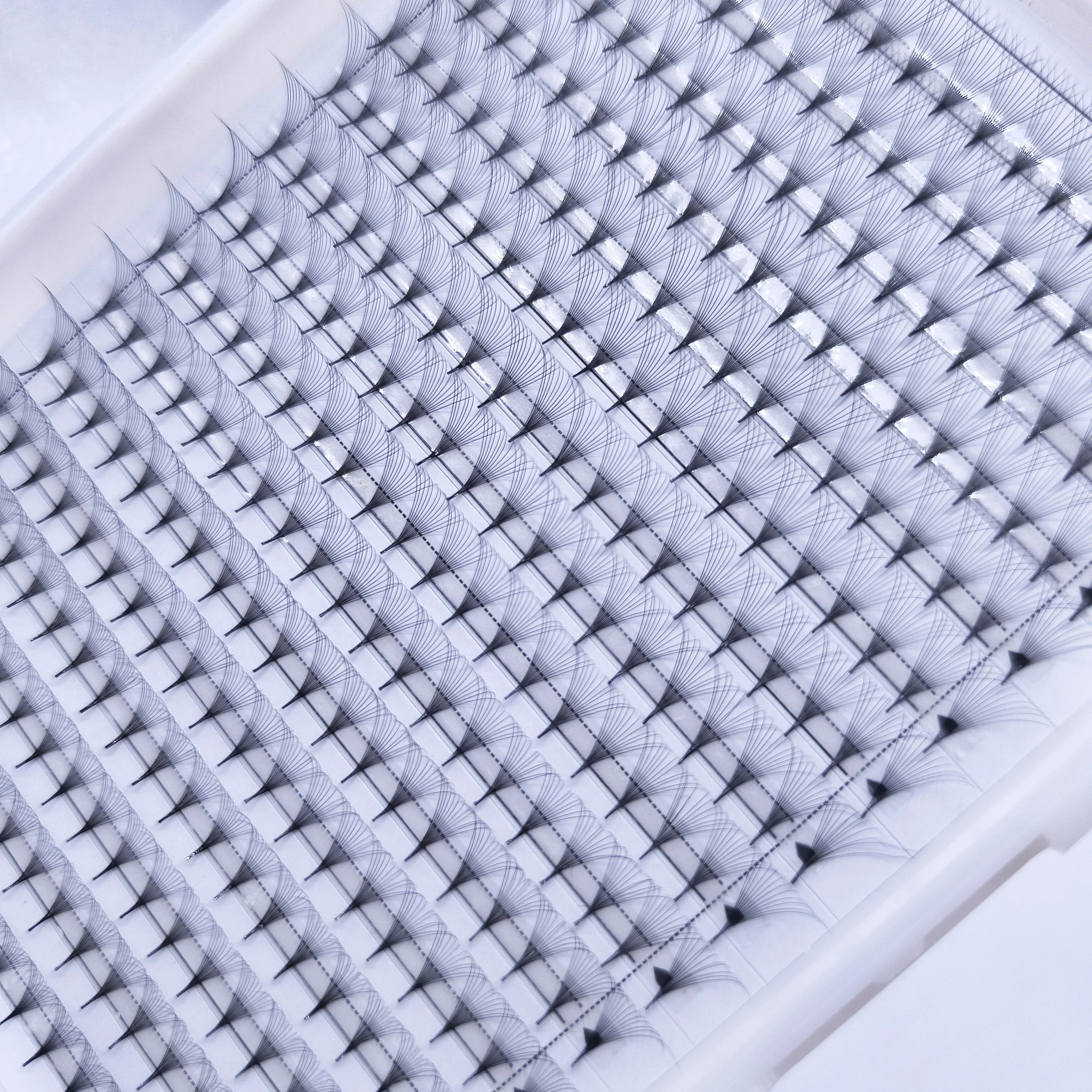 12D Pointy Base Narrow Fans 0.03 CC Curl  Eyelash Extension Fans Premade Volume Fan Lashes XL Tray Volume Eyelash Extension