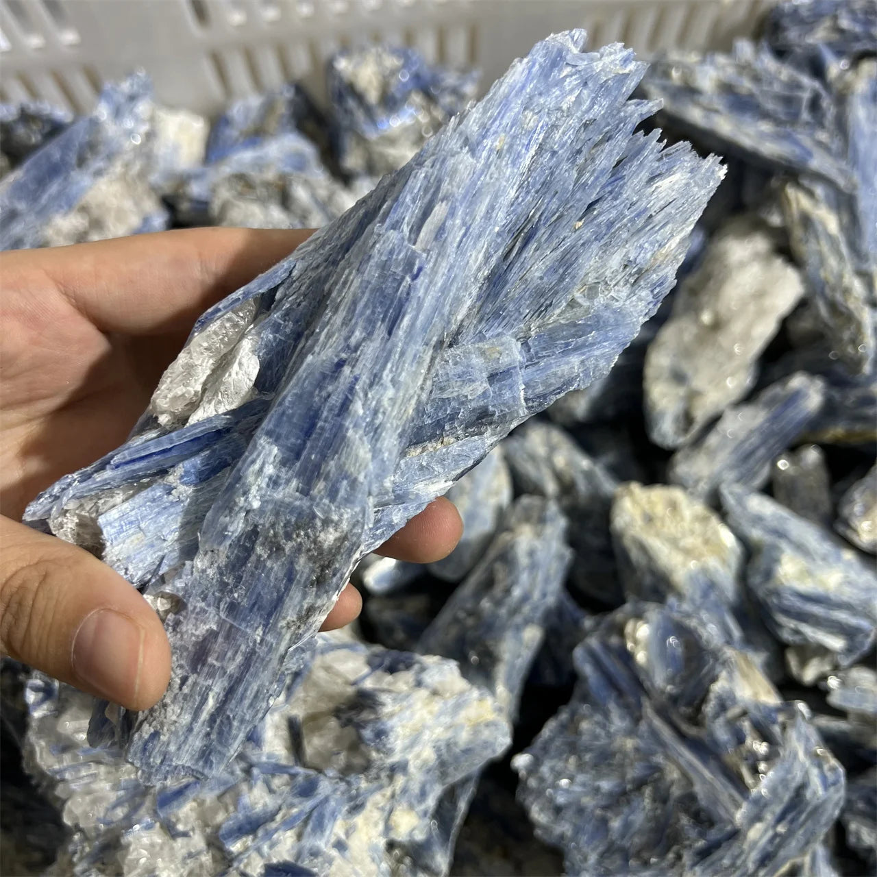 Natural Crystal Rough Specimen  Mineral Stone Ore Blue Kyanite Cluster
