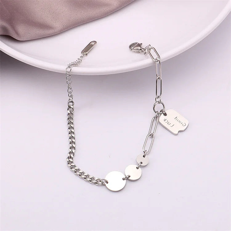 Wholesale Personalized Paperclip Link Chain Design Hip Hop Friendship Bracelet Good Luck Letter Bracelet